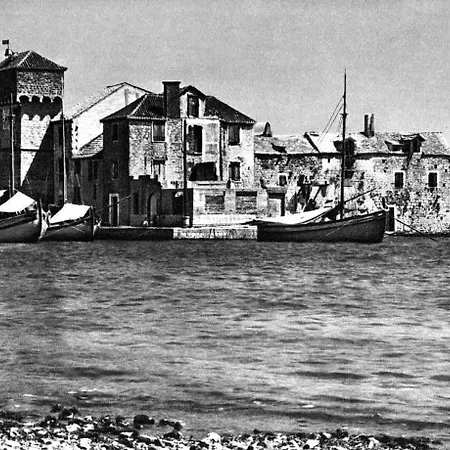 Sea House Kastilac