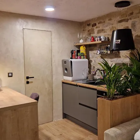 Sea House Kastilac Apartment