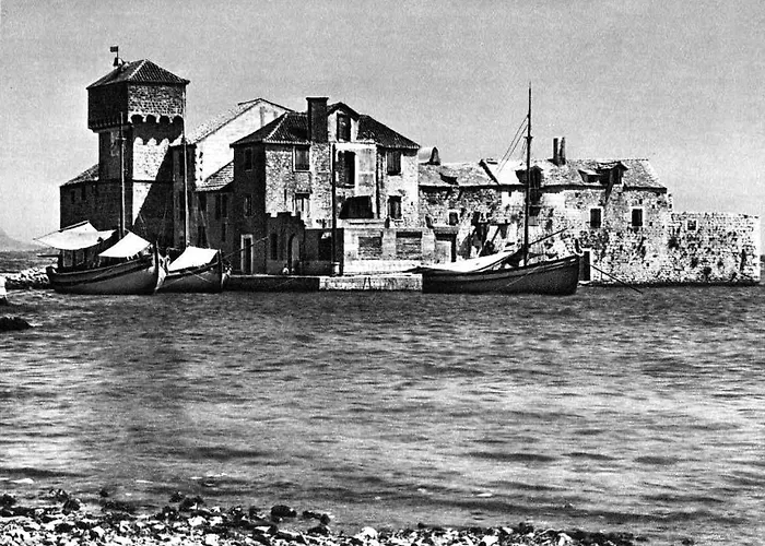 Sea House Kastilac