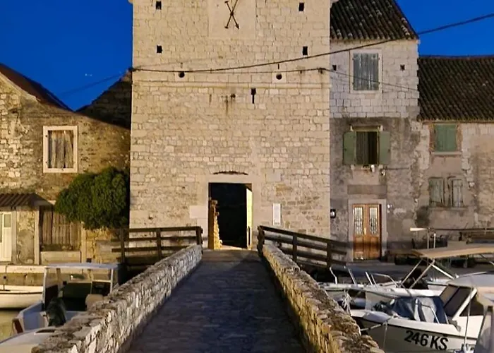 Sea House Kastilac
