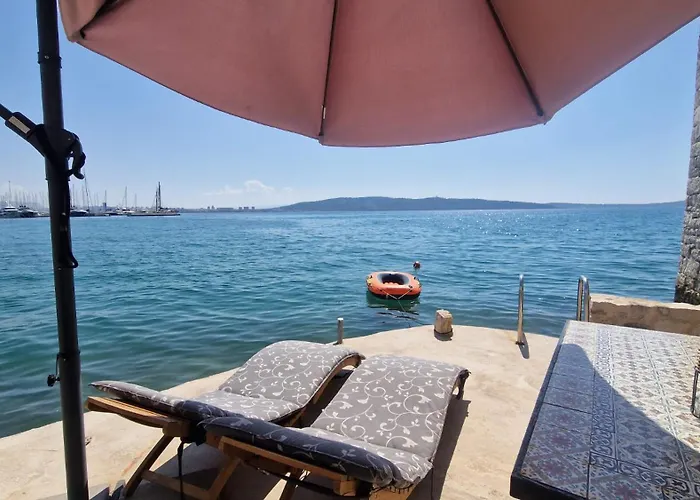 Sea House Kastilac *